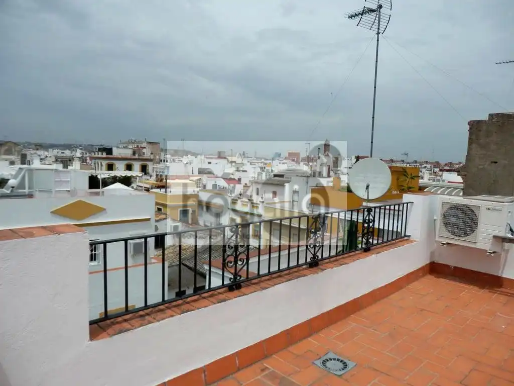 Terraza de Ático de alquiler en Sevilla con Aire acondicionado, Terraza y Amueblado