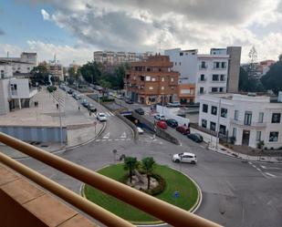 Vista exterior de Pis en venda en Algeciras amb Terrassa