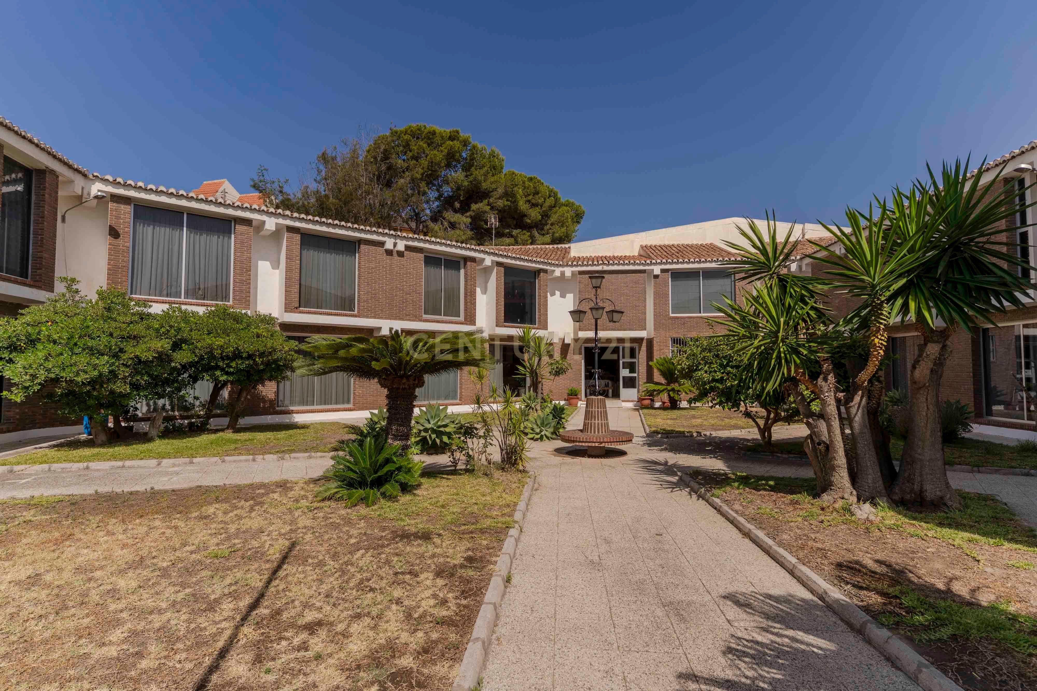 Vista exterior de Edifici en venda en Salobreña