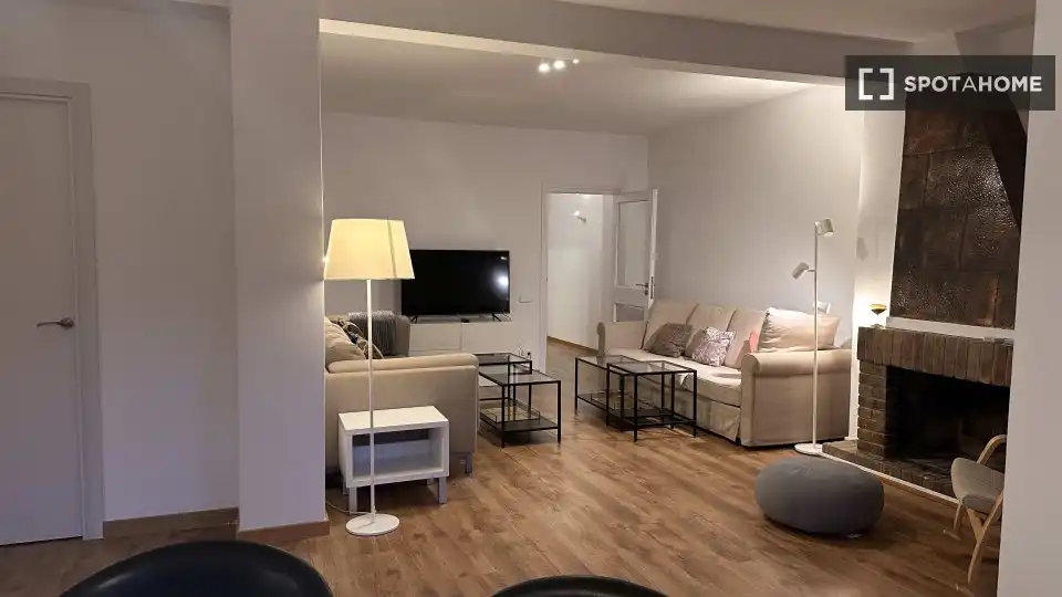 Flat with terrace to rent in Eixample, imagen 7