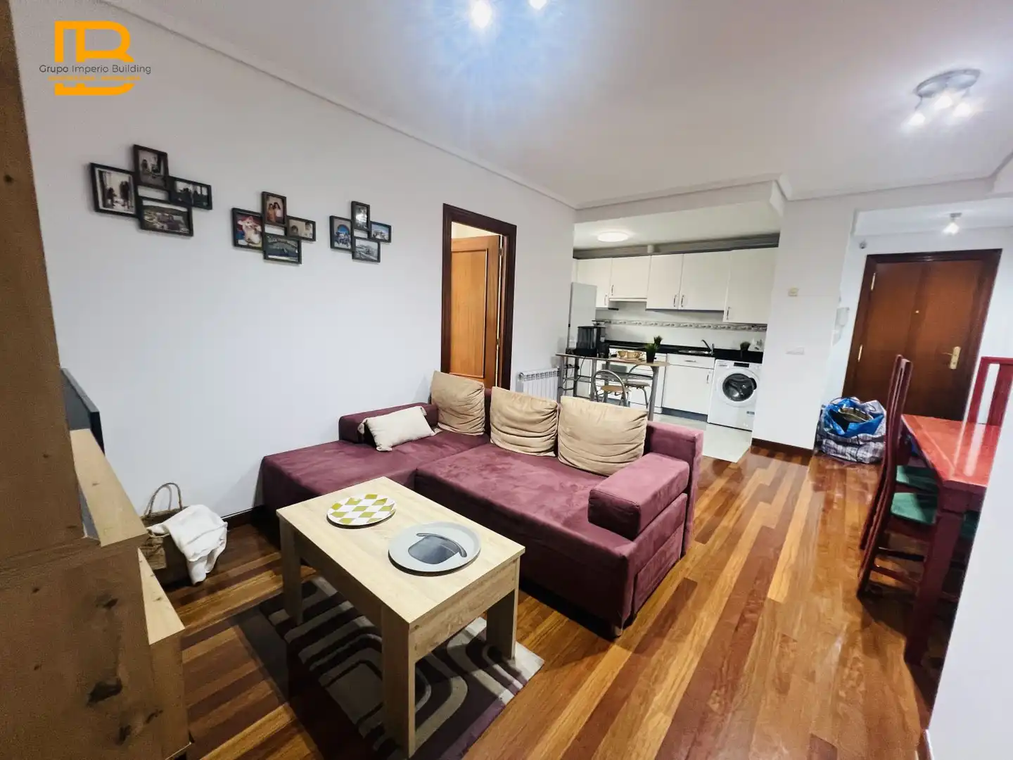 Living room of Flat for sale in Voto  with Heating, Parquet flooring and Furnished
