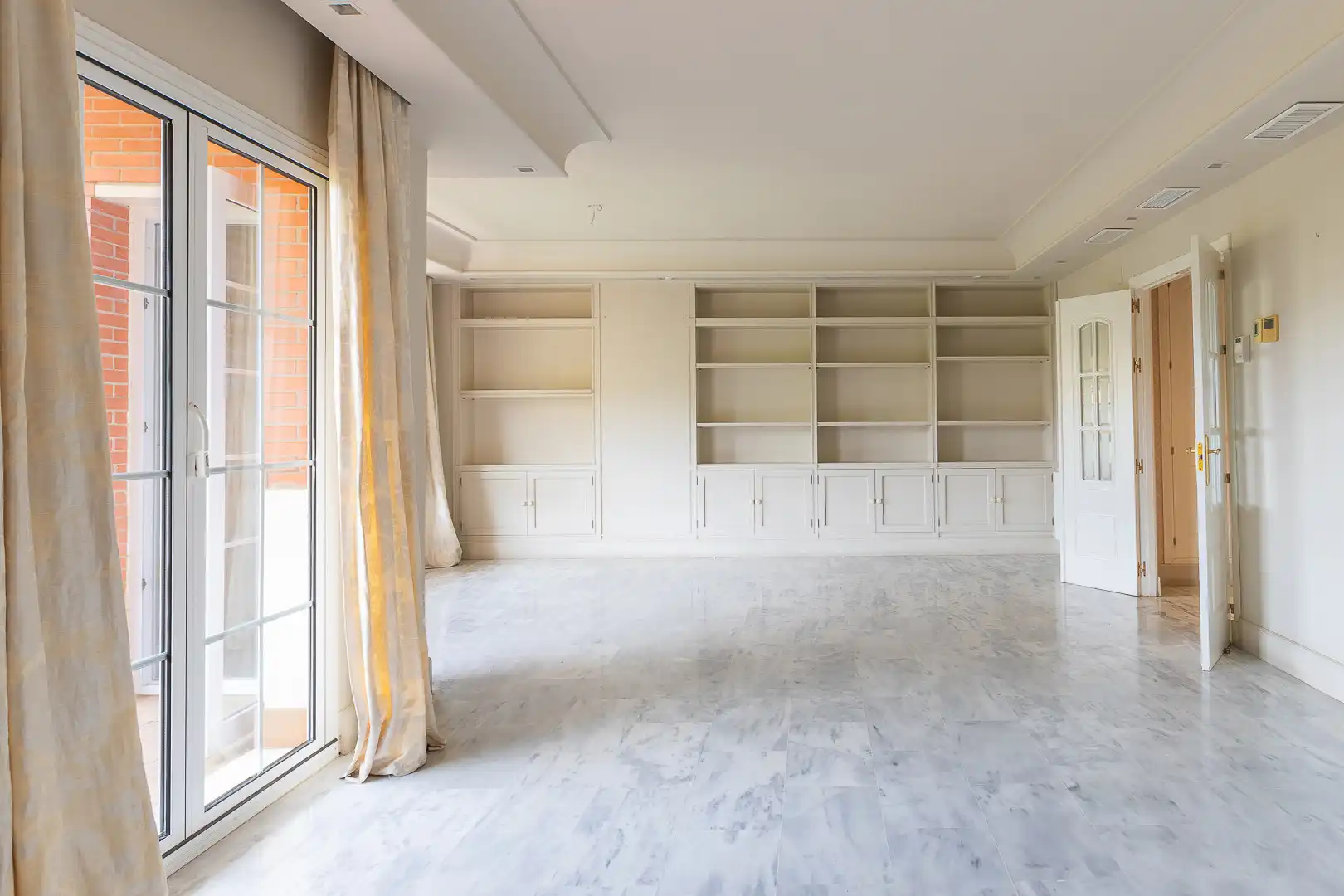Living room of Attic for sale in Málaga  with Air Conditioner, Terrace and Swimming Pool