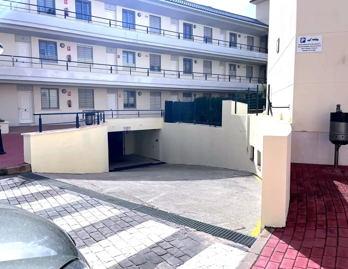 Parking de Apartamento en venta en Fuengirola con Jardín privado, Trastero y Piscina