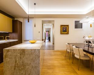 Cuina de Pis de lloguer en  Barcelona Capital amb Aire condicionat, Calefacció i Terrassa