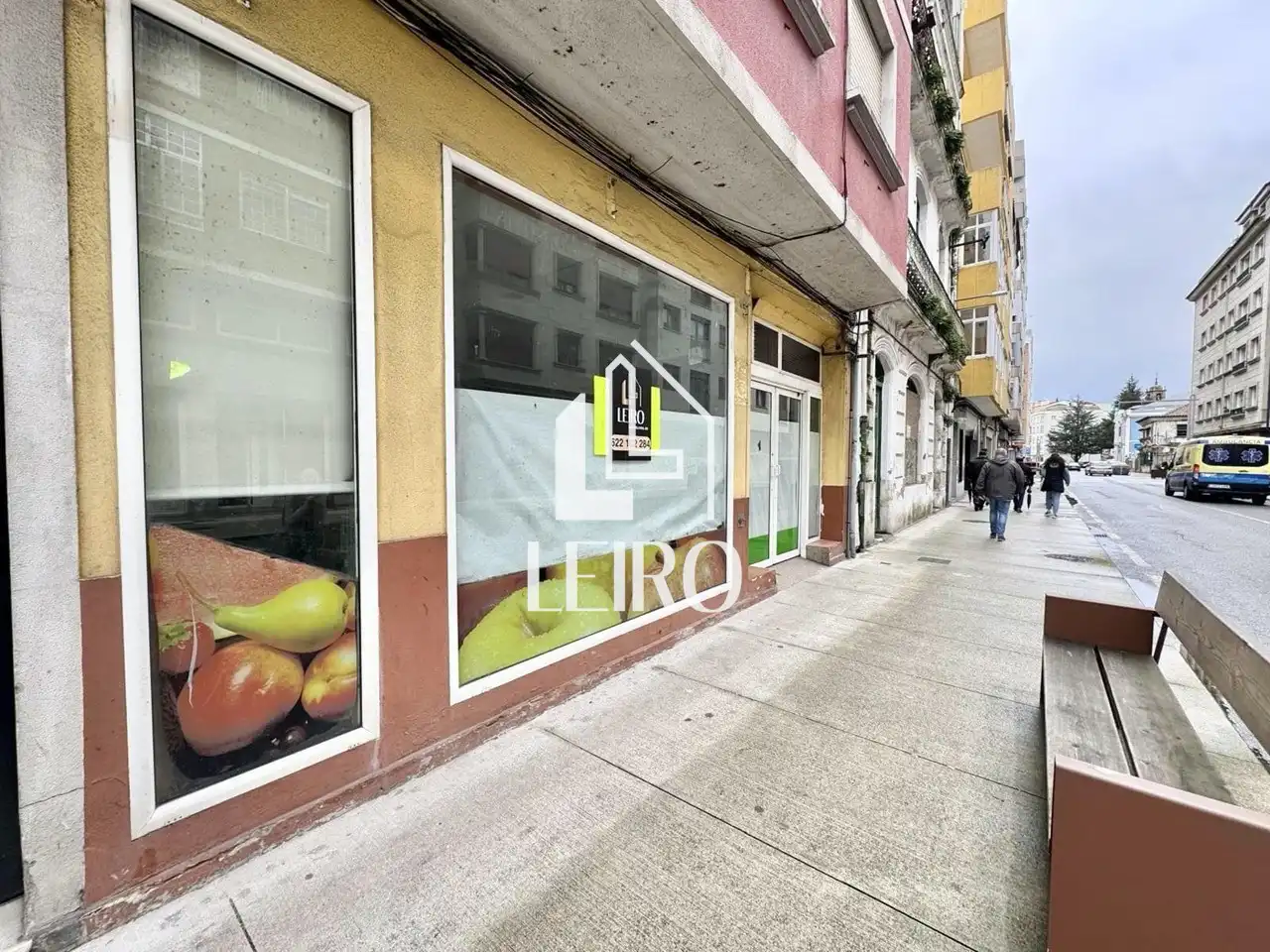 Local comercial de lloguer a Vilagarcía