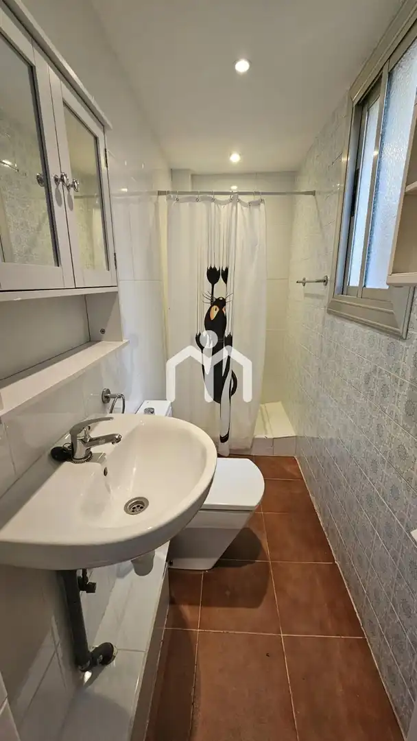 Baño de Piso en venta en Montgat con Aire acondicionado, Calefacción y Horno