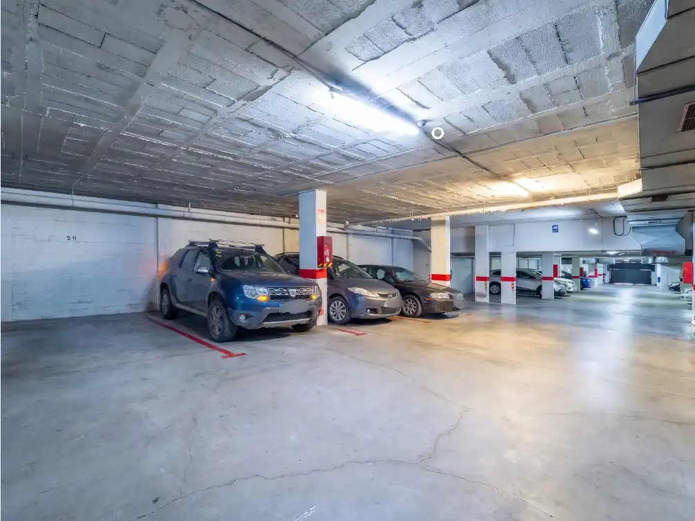 Parkplatz von Maisonette zum Verkauf in Málaga mit Klimaanlage, Heizung und Privatgarten