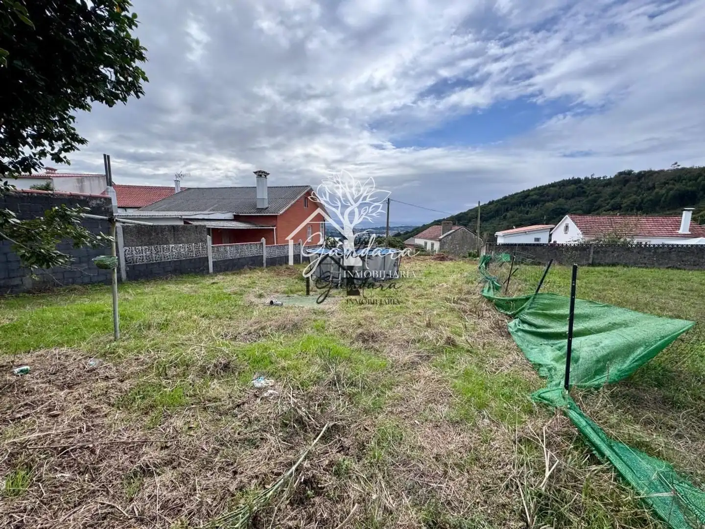 Einfamilien-Reihenhaus zum Verkauf in Ferrol mit Terrasse und Abstellraum