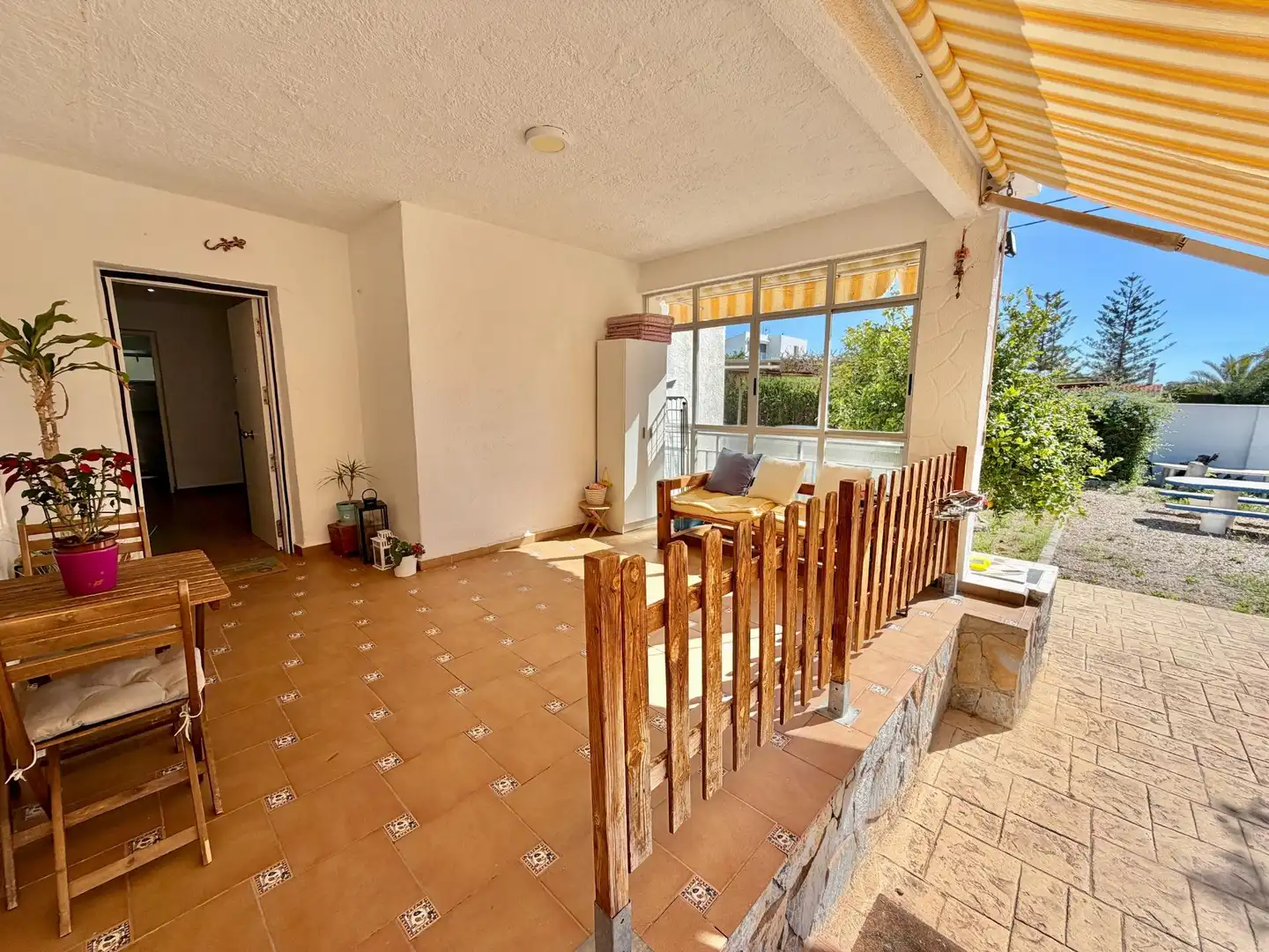 Vista exterior de Casa o chalet en venta en Elche / Elx con Aire acondicionado, Jardín privado y Terraza