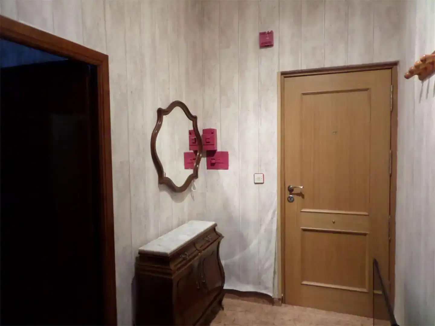 Flat for sale in Berja  with Air Conditioner