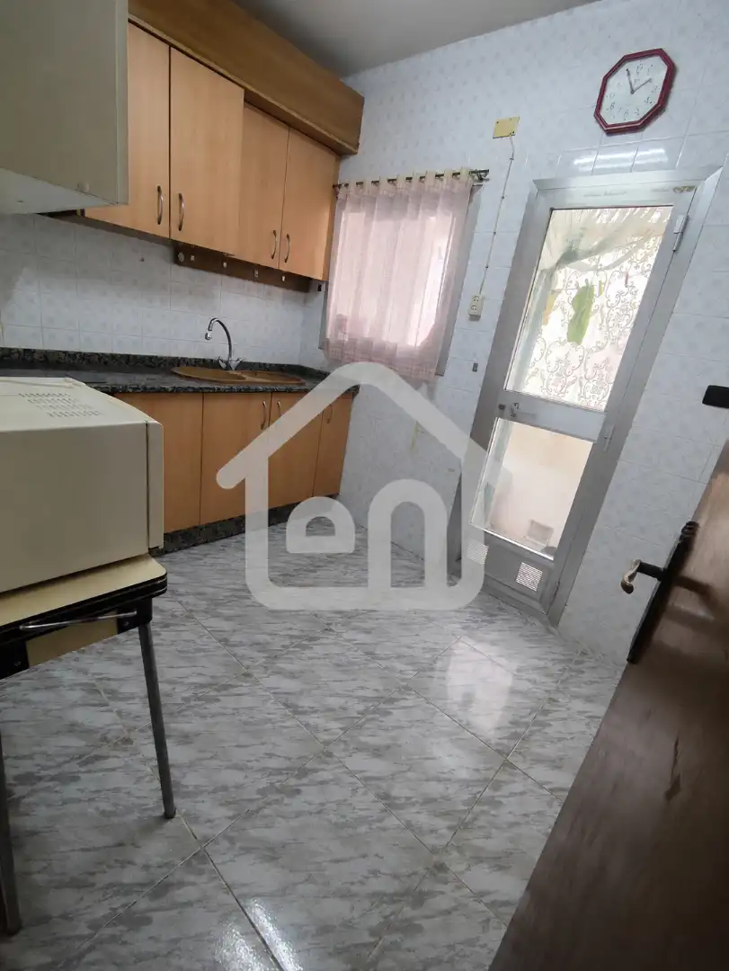 Cuina de Pis en venda en Requena amb Aire condicionat, Calefacció i Balcó