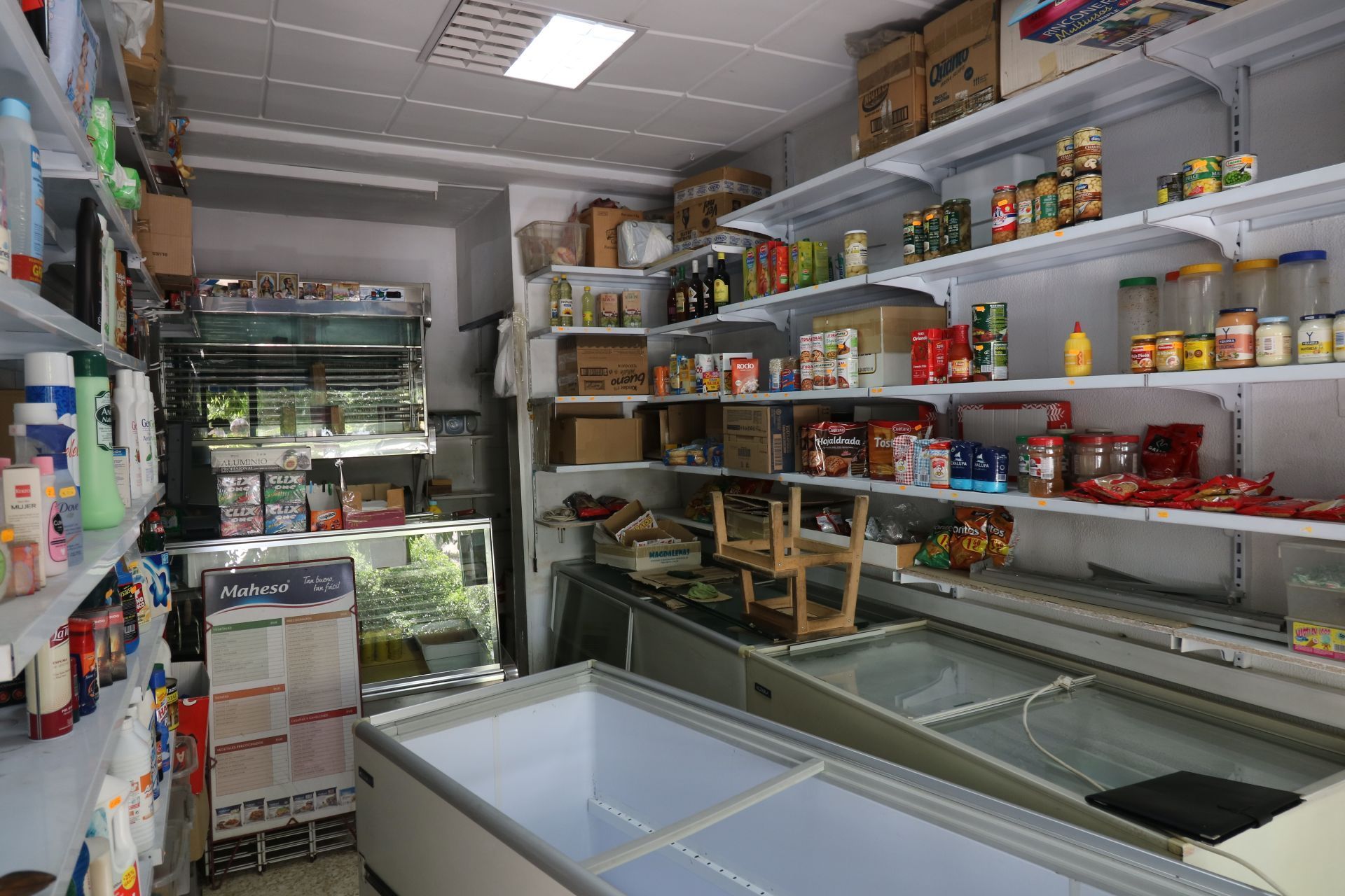 Premises for sale in  Sevilla Capital  with Air Conditioner