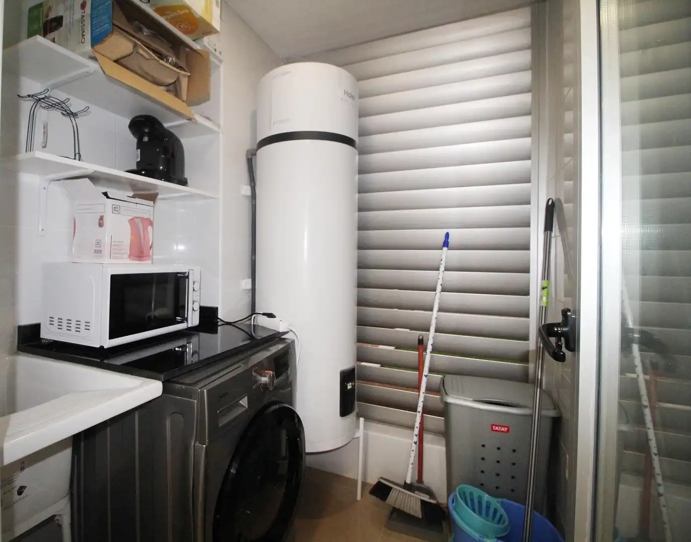 Küche von Wohnung zum Verkauf in Oropesa del Mar / Orpesa mit Klimaanlage, Privatgarten und Terrasse
