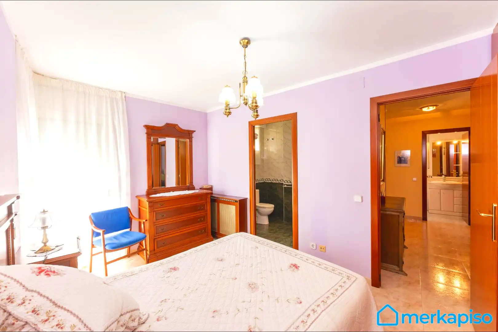 Habitación de Casa adosada en venta en Viladecans con Calefacción, Jardín privado y Terraza