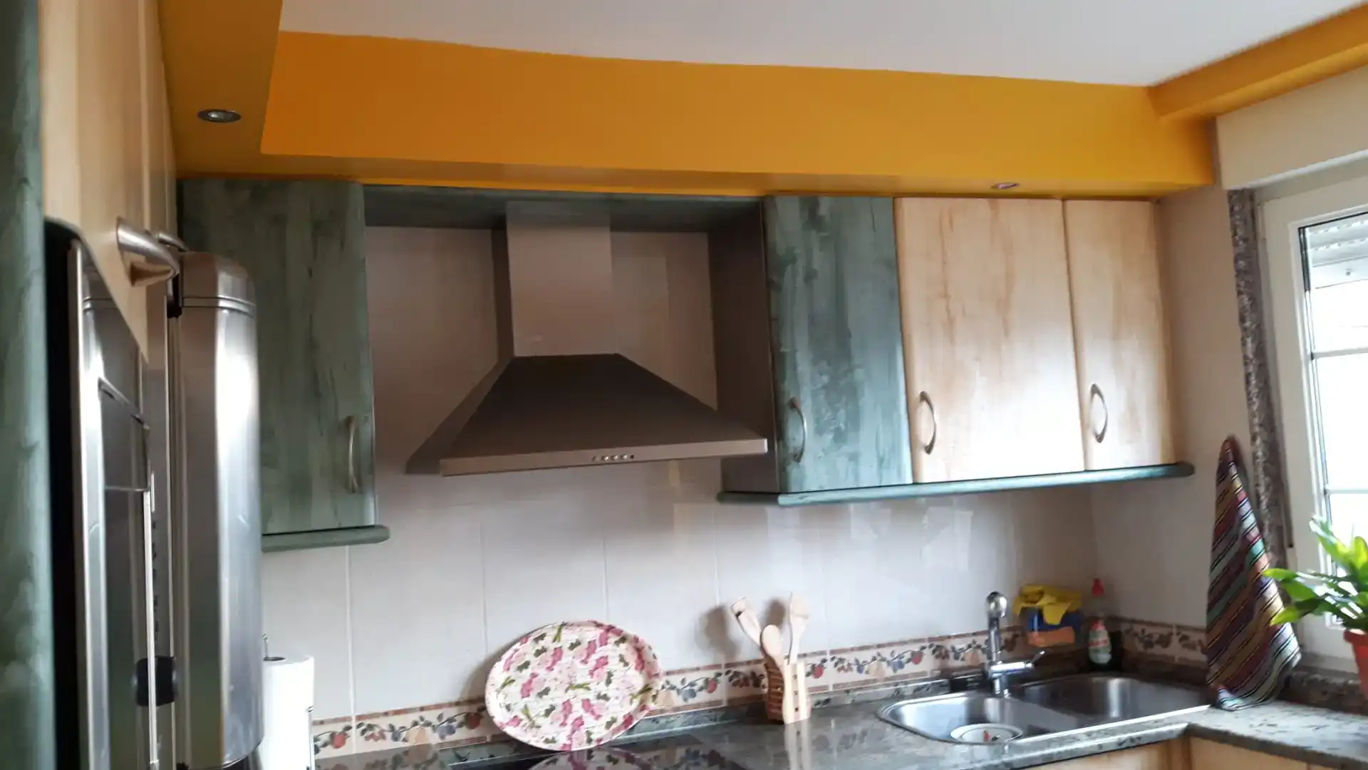 Cuina de Pis de lloguer en Lugo Capital amb Aire condicionat i Balcó