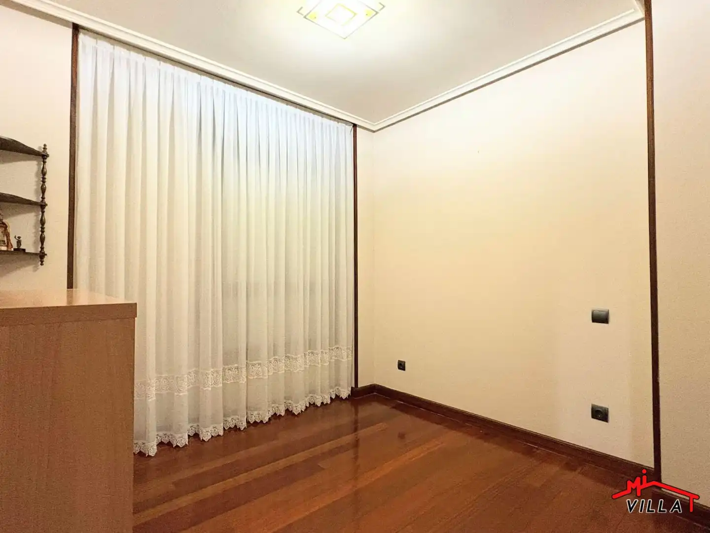 Schlafzimmer von Wohnung zum Verkauf in Colindres mit Heizung, Terrasse und Abstellraum