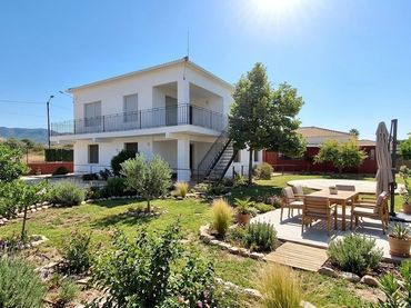 Villa avec jardin à vendre à Monóvar  / Monòver