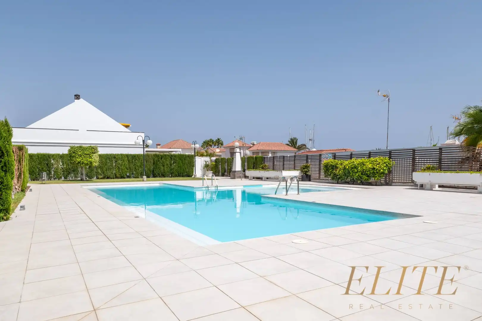 Piscina de Casa o chalet en venta en San Bartolomé de Tirajana con Aire acondicionado, Calefacción y Jardín privado