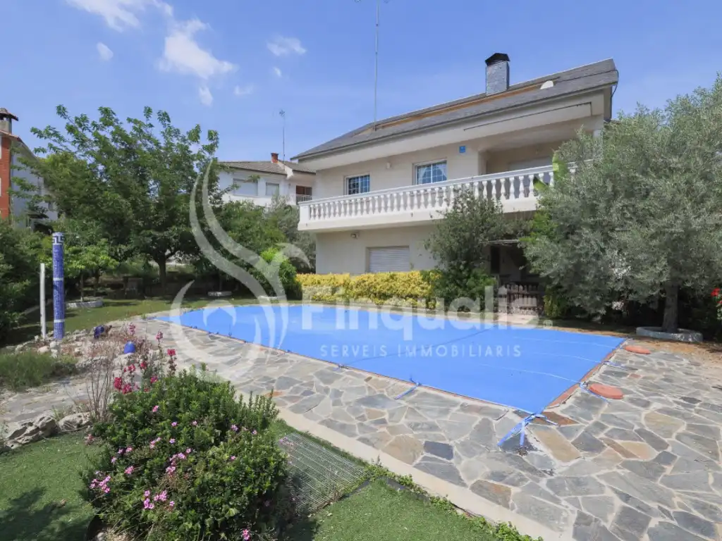 Piscina de Casa o xalet en venda en Lliçà d'Amunt