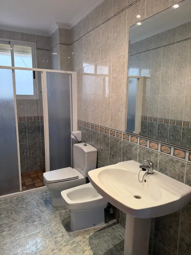 Bany de Casa o xalet en venda en Riba-roja de Túria amb Aire condicionat, Calefacció i Terrassa