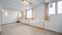 Living room of Premises for sale in  Madrid Capital  with Air Conditioner