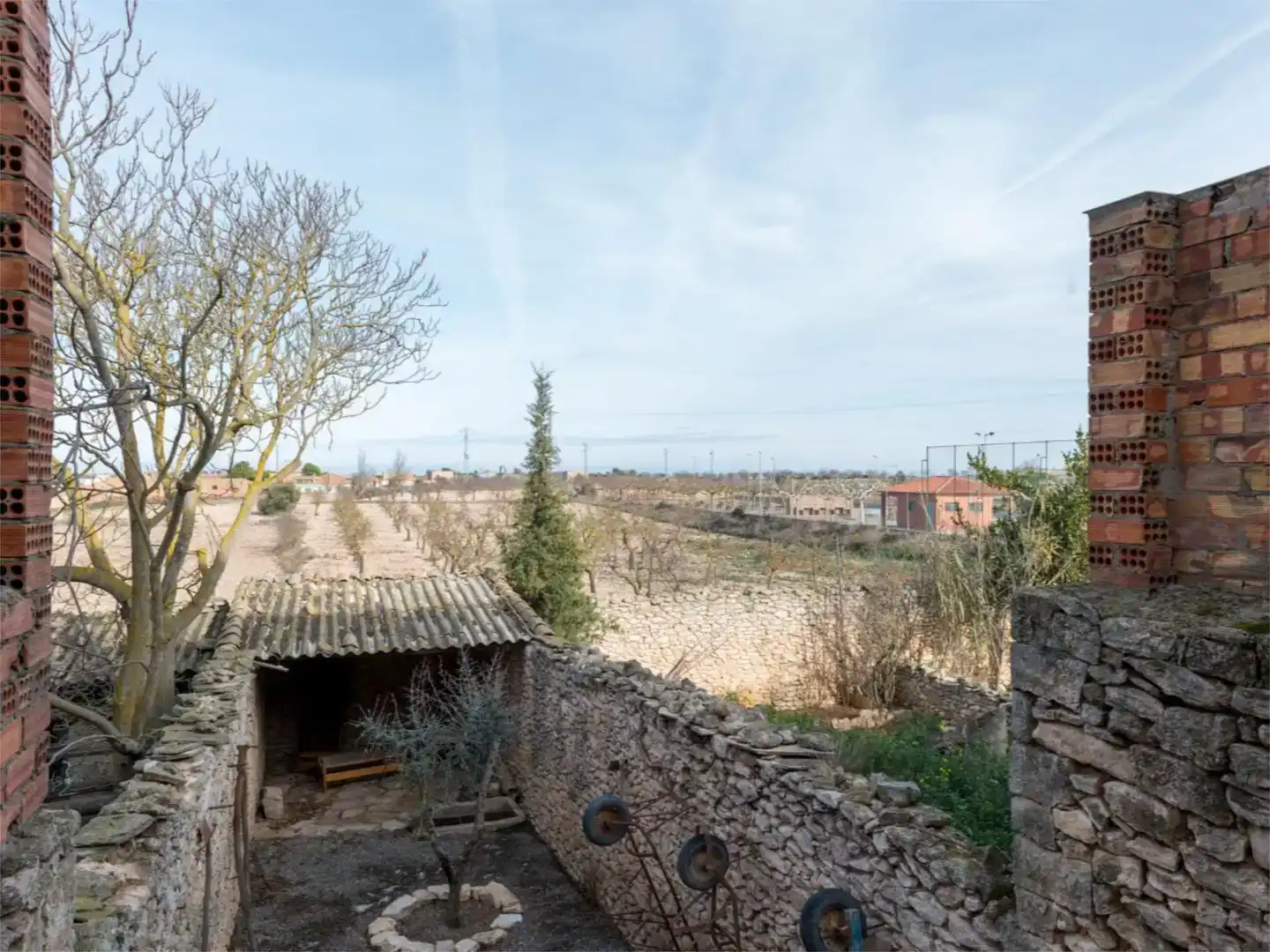 Casa adosada en venda en Almatret amb Balcó