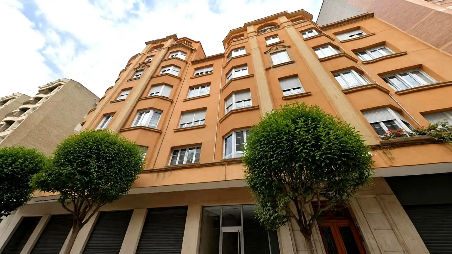 Flat for rent in Avenida Manuel Llaneza, 38, Barrio del Centro