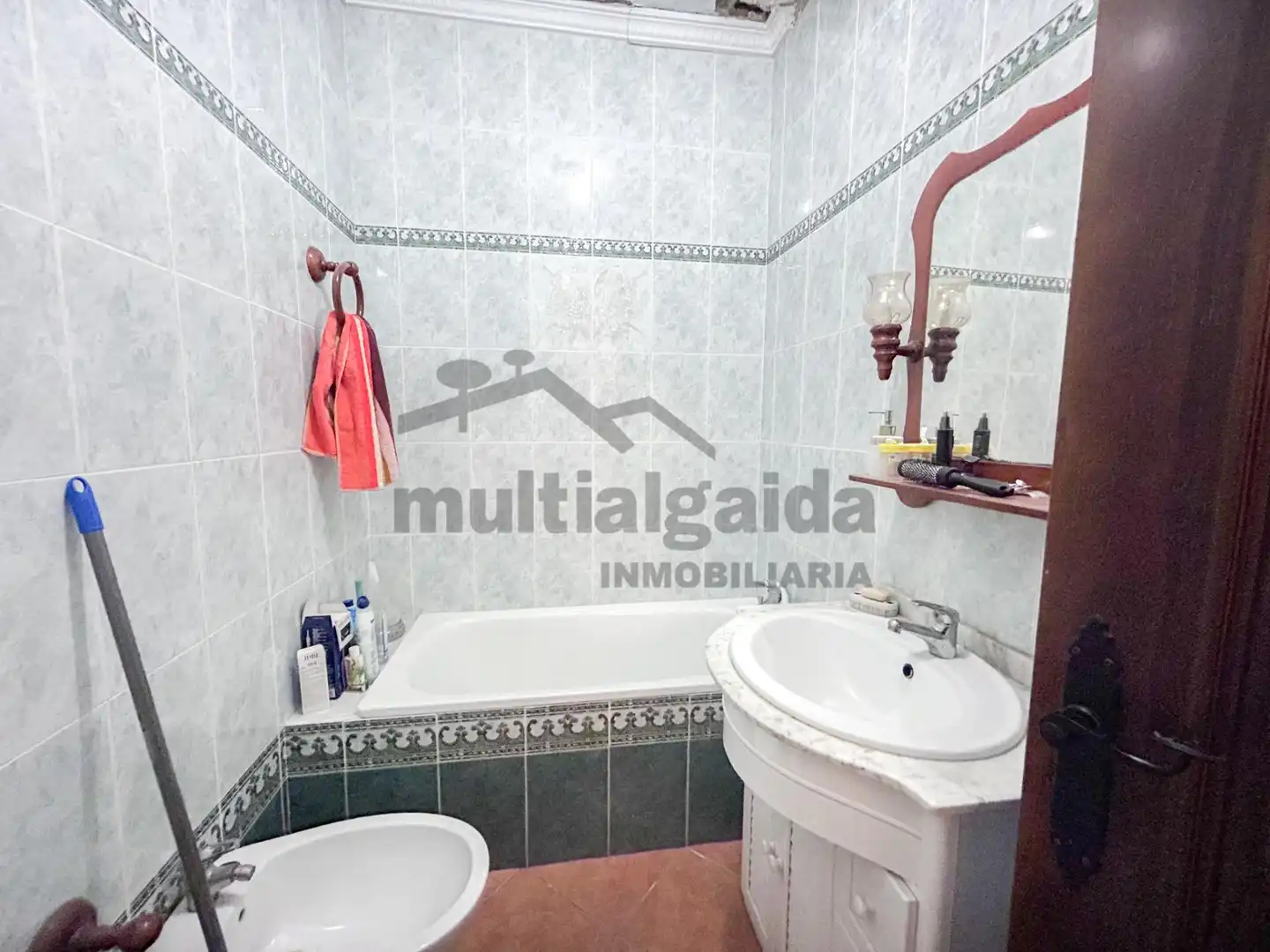 Dormitori de Casa o xalet en venda en Arcos de la Frontera amb Aire condicionat i Traster