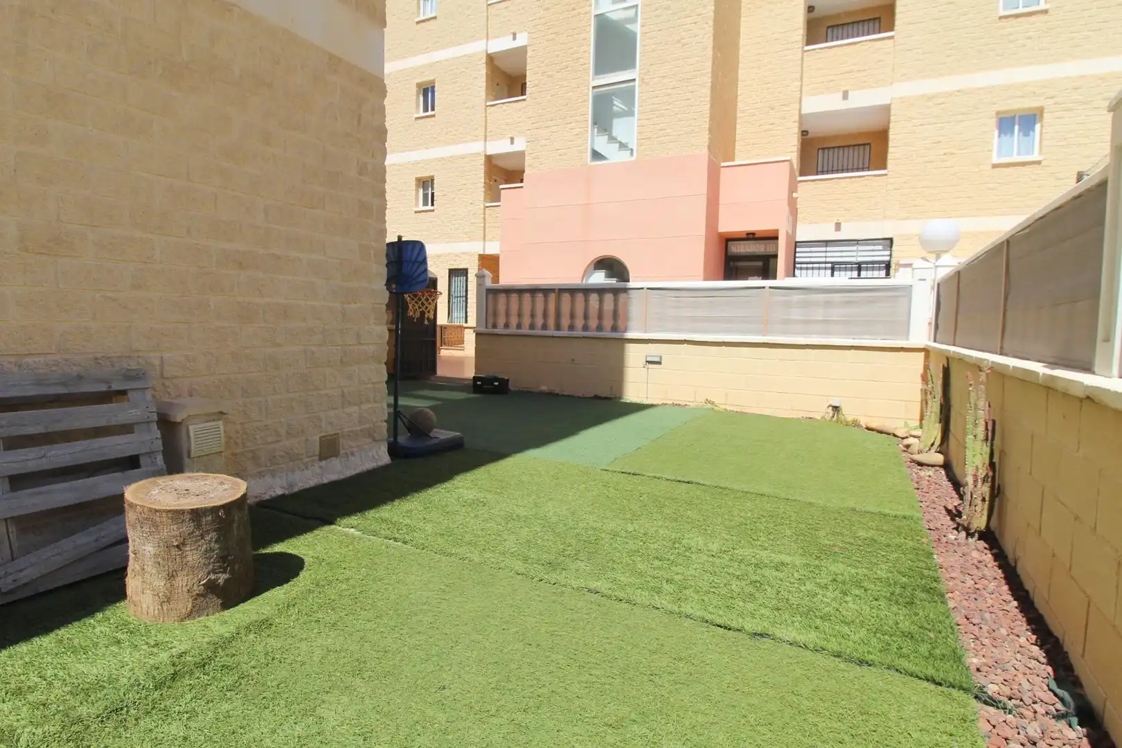 Terrassa de Planta baixa en venda en Torrevieja amb Aire condicionat, Terrassa i Moblat