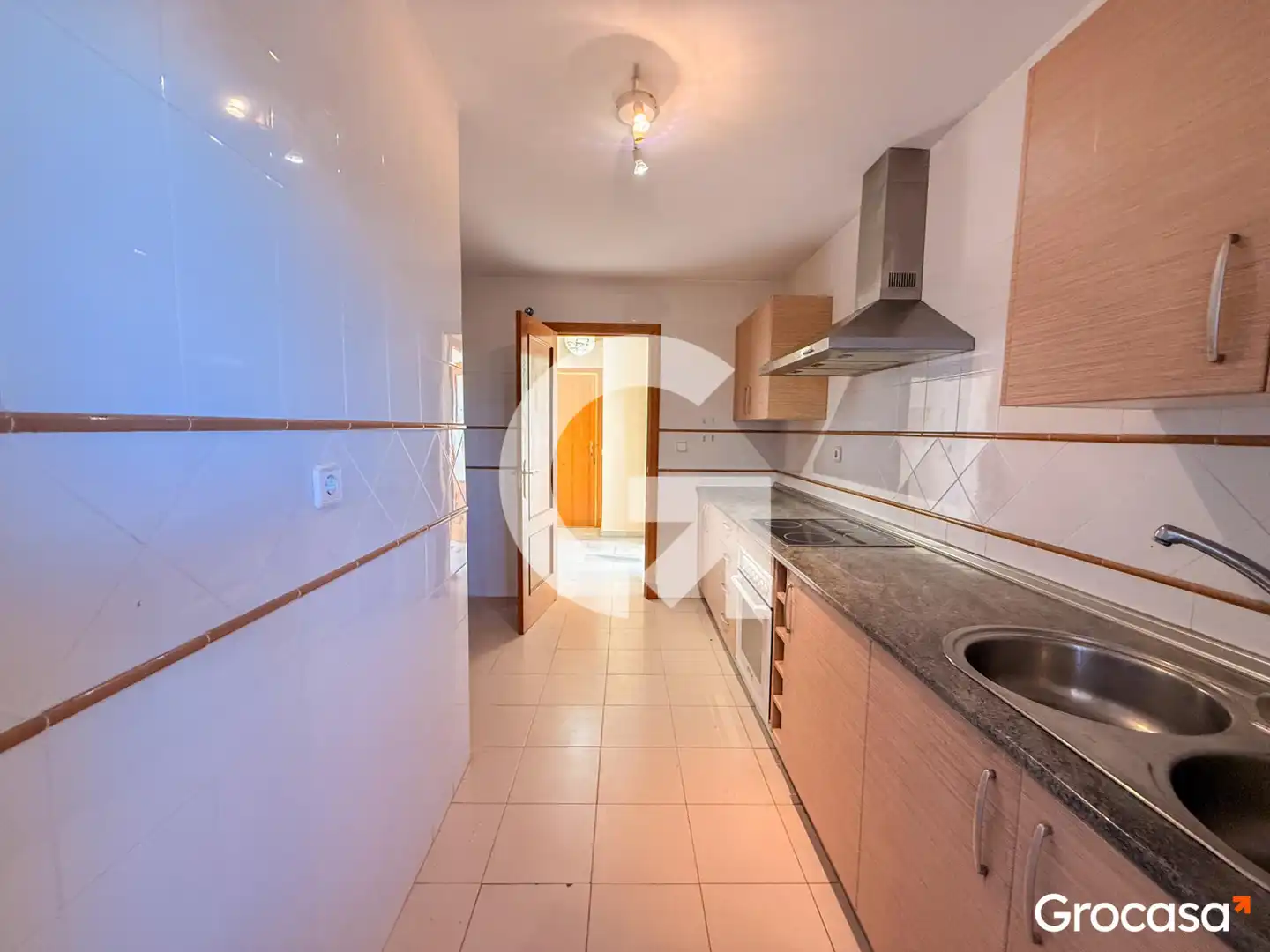 Cocina de Piso en venta en Vélez-Málaga con Terraza, Trastero y Balcón