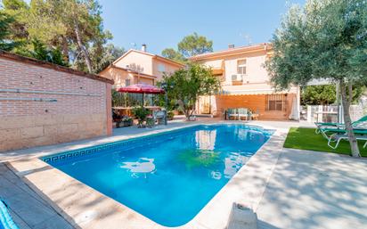 Swimming pool of House or chalet for sale in Albalate de Zorita  with Air Conditioner and Swimming Pool