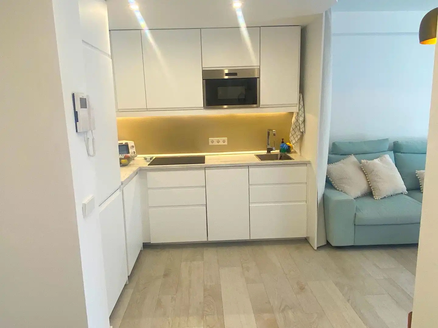Cuina de Apartament en venda en Eivissa amb Calefacció, Jardí privat i Moblat