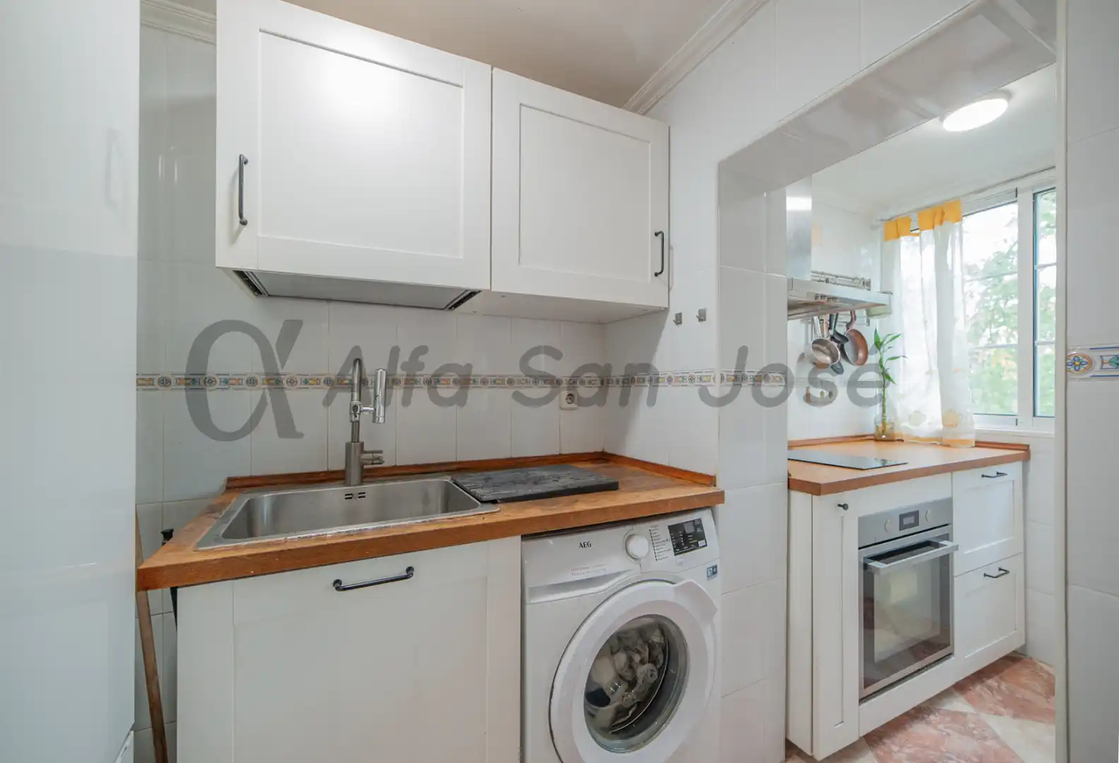 Flat for sale in Tiro de Línea, Sur, Sevilla Capital