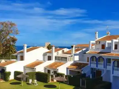 Vista exterior de Dúplex de lloguer en Dénia amb Piscina i Moblat