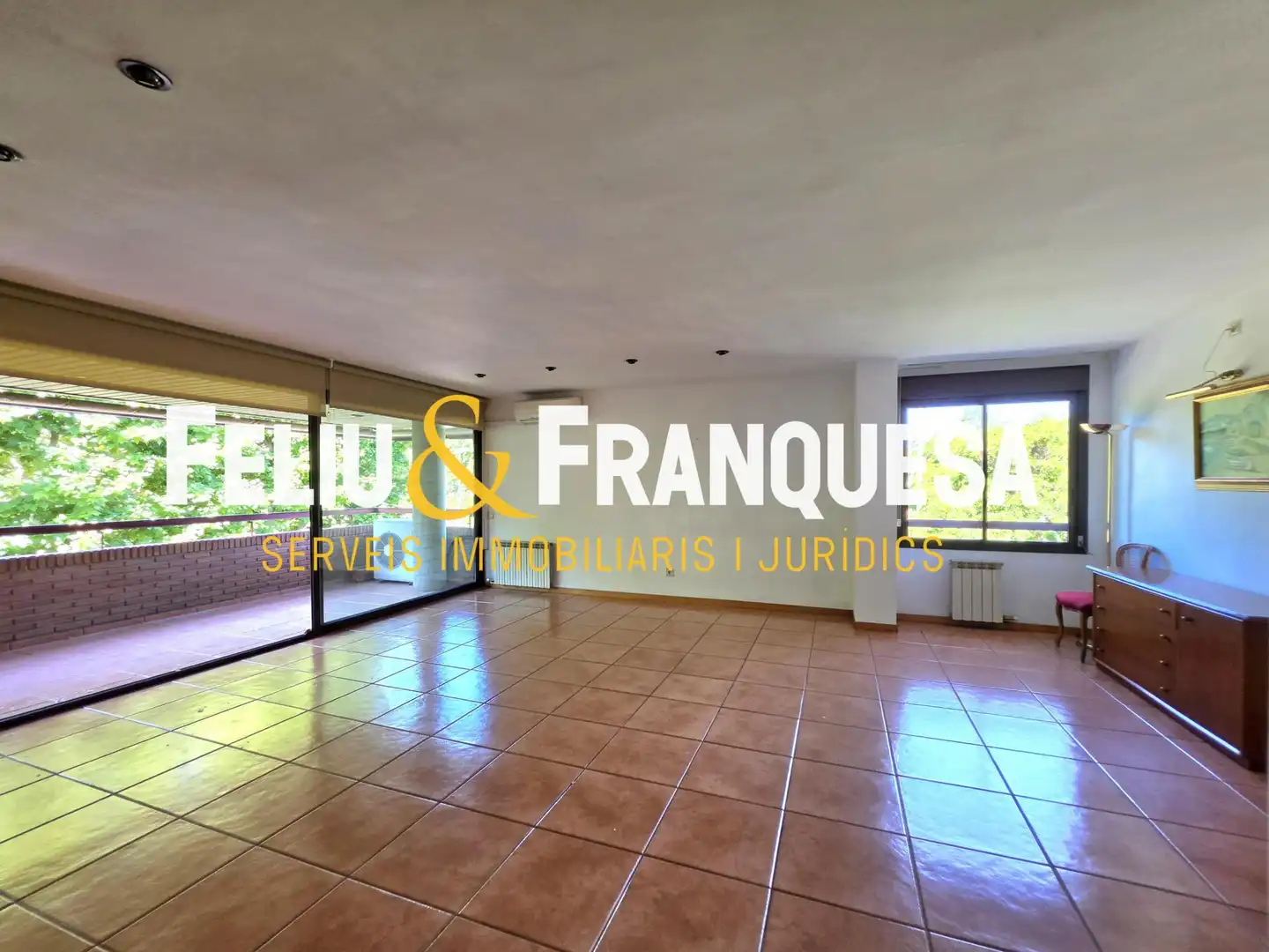 Ático en venta en Sant Cugat del Vallès con Calefacción, Jardín privado y Terraza