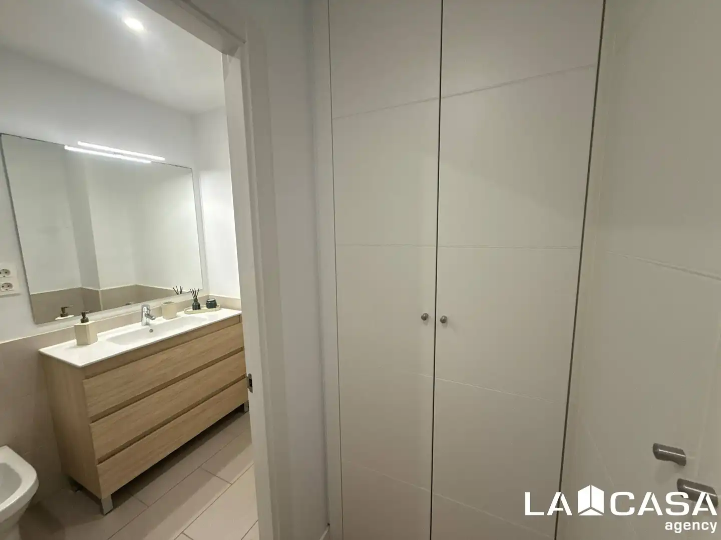 Flat with pool for sale in Entrenúcleos, imagen 34