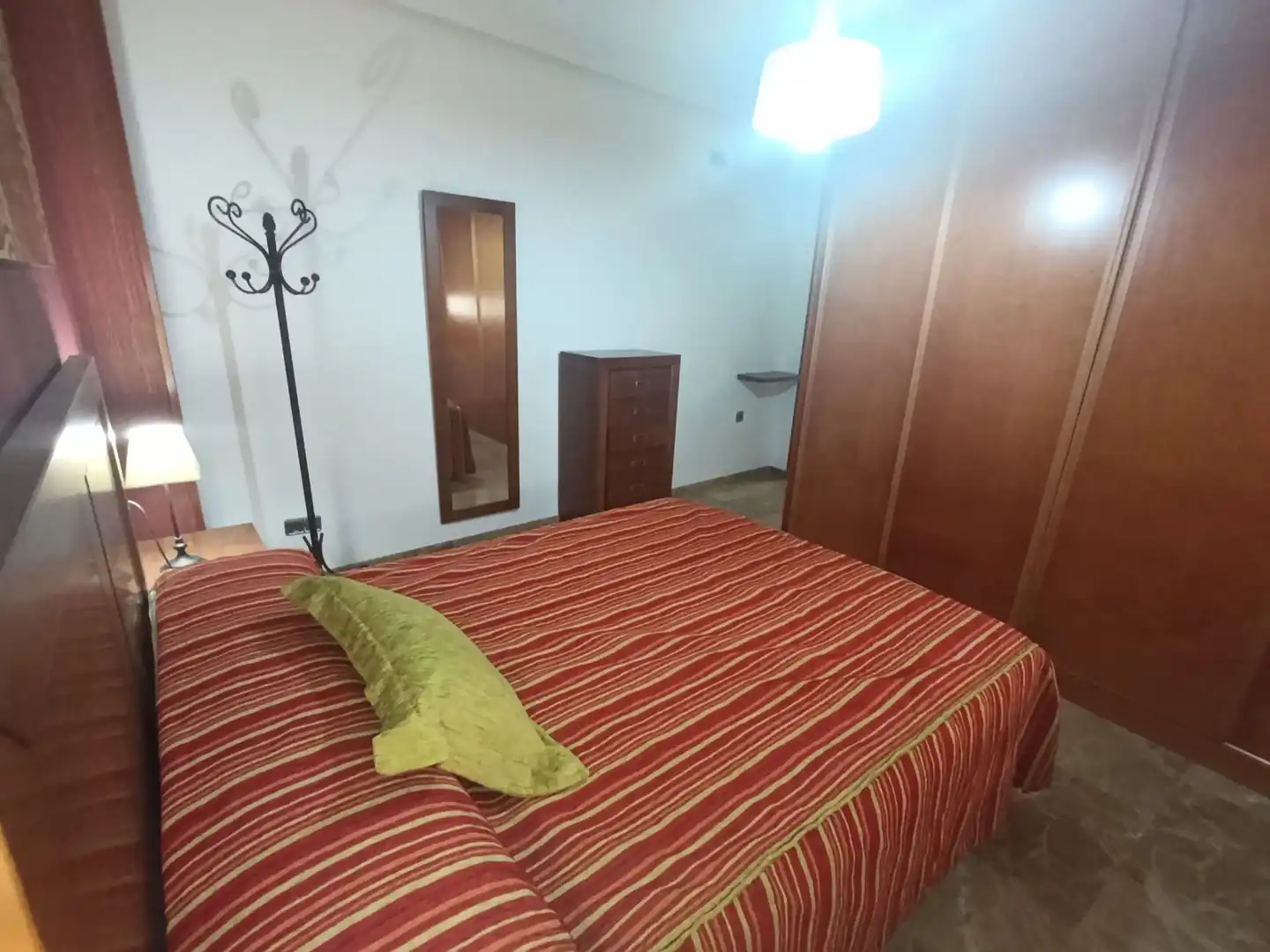 Bedroom of Flat for rent in Linares  with Air Conditioner, Heating and Storage room