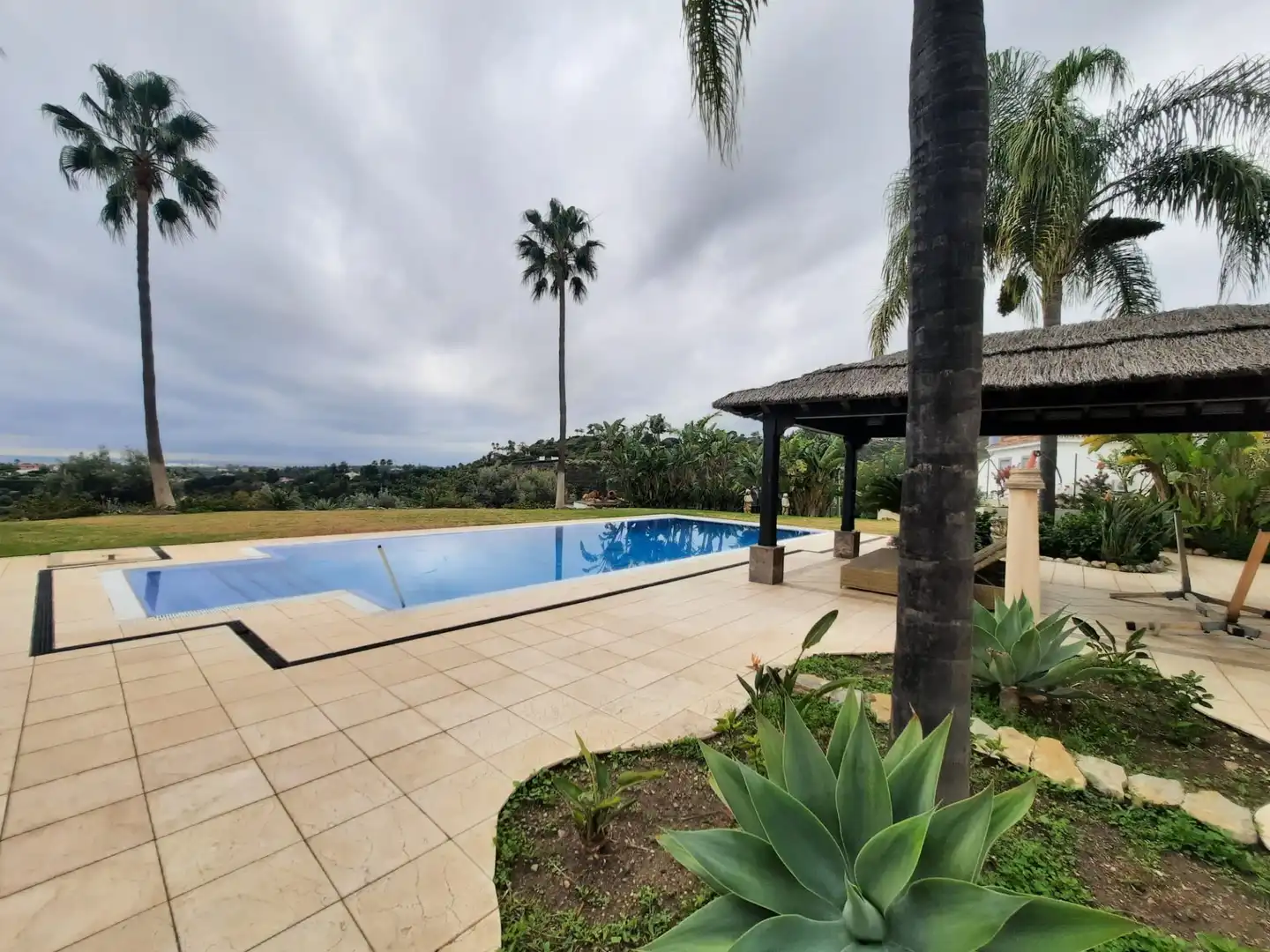 Detached house with pool for sale in Selwo, imagen 43
