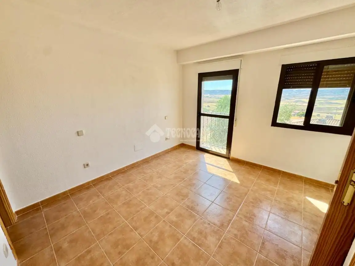 Schlafzimmer von Einfamilien-Reihenhaus zum Verkauf in Hita