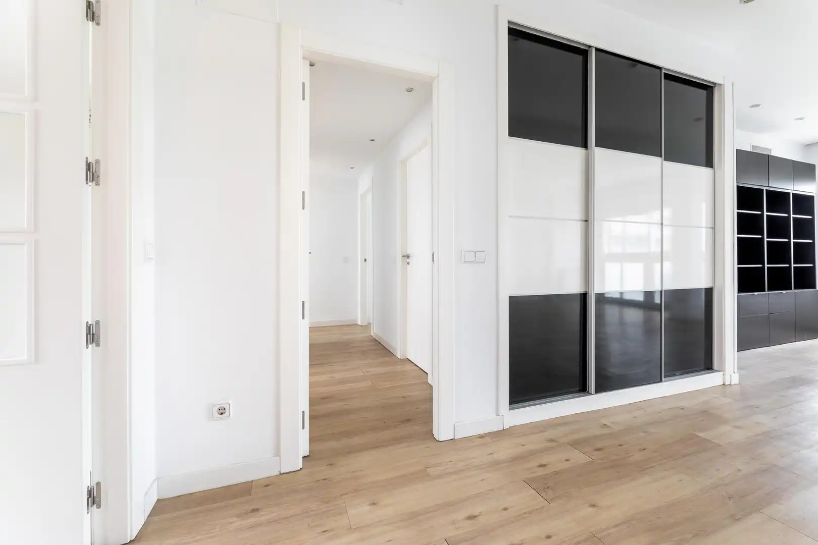 Flat for rent in Madrid  with Air Conditioner and Heating