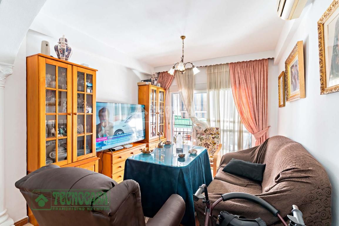 Sala de estar de Piso en venta en Coín con Calefacción y Terraza