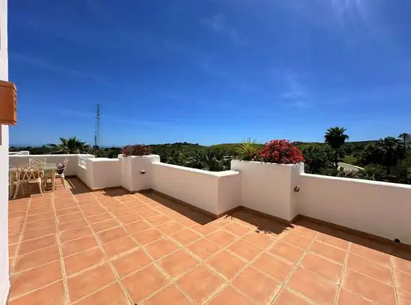 Àtic amb piscina en venda a Casares pueblo, imagen 26