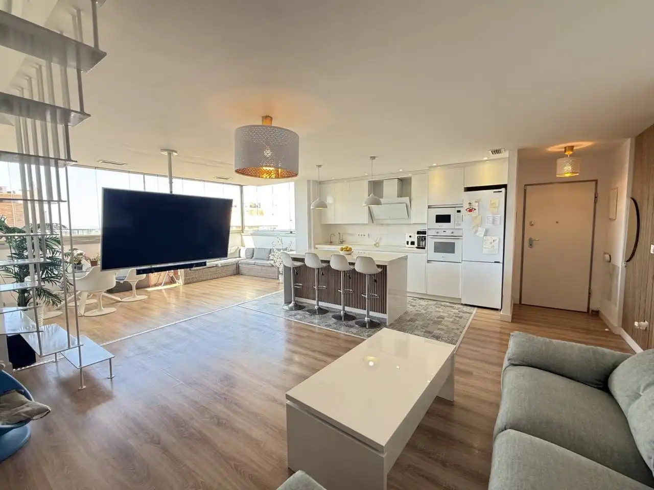 Sala de estar de Ático en venta en Elche / Elx con Aire acondicionado, Parquet y Terraza