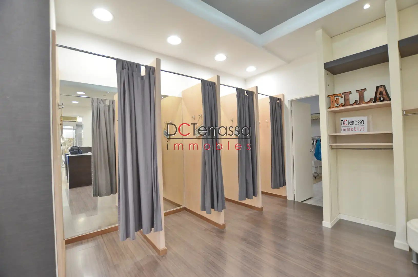 Local en venta en Terrassa con Aire acondicionado, Calefacción y Amueblado