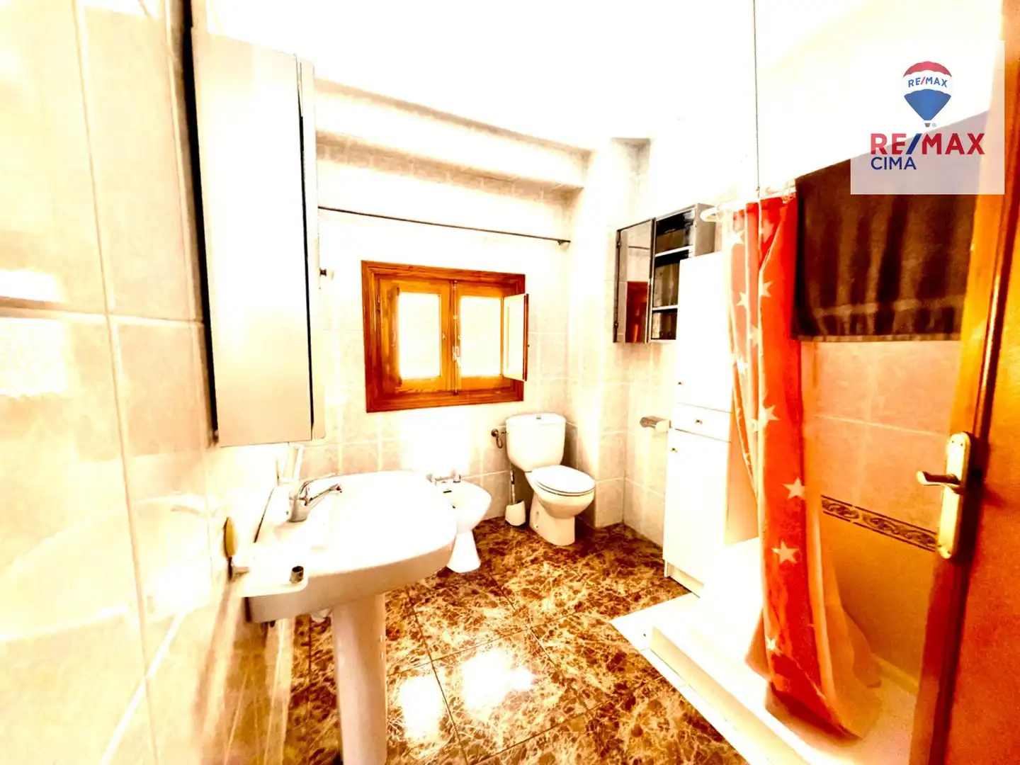 Baño de Casa o chalet en venta en Cúllar con Terraza y Amueblado