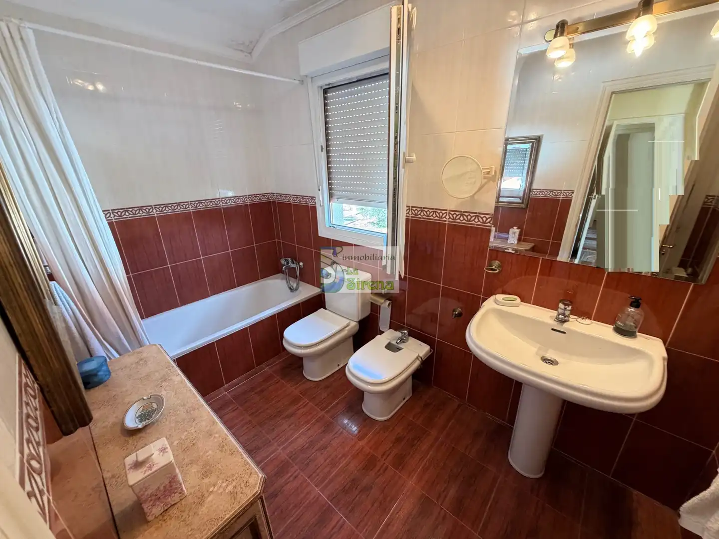 Baño de Casa o chalet en venta en Castro-Urdiales con Calefacción, Jardín privado y Terraza