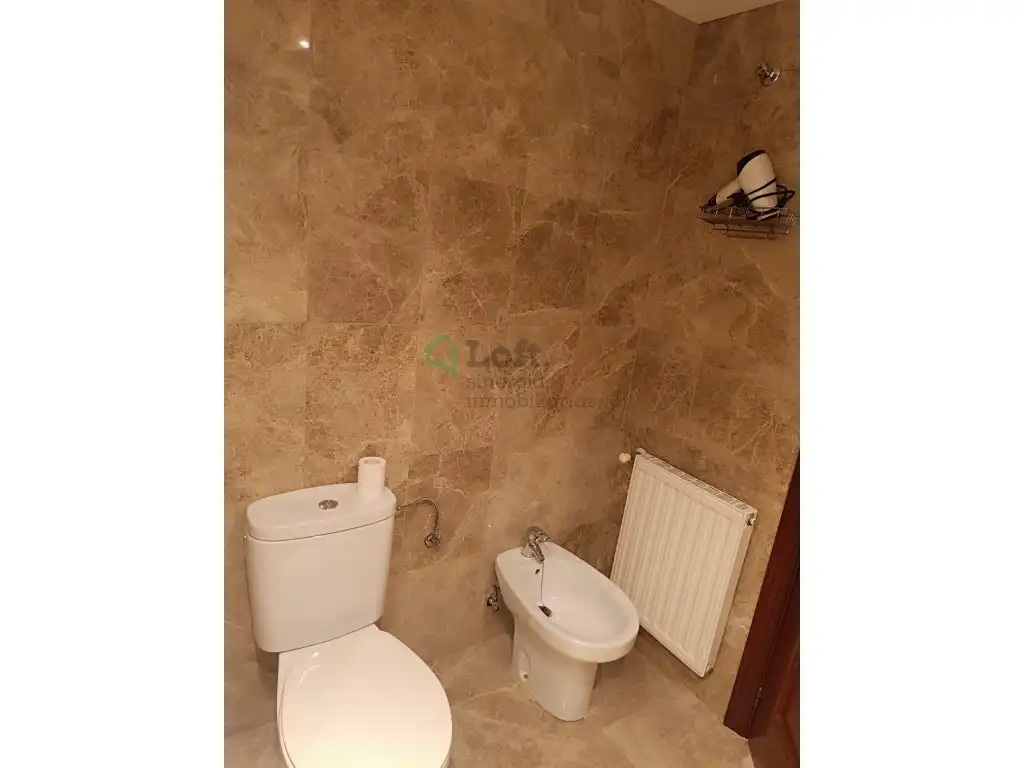 Bathroom of Duplexes for rent in Badajoz  with Air Conditioner, Heating and Terrace