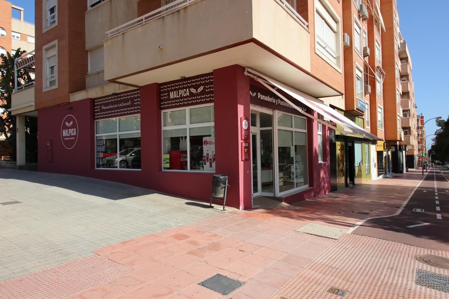 Local de lloguer en  Almería Capital