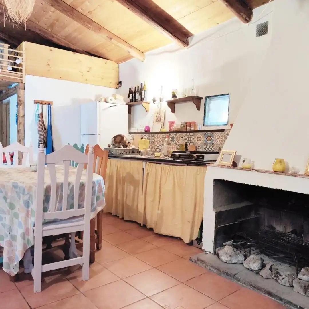 Cocina de Finca rústica en venta en Castellet i la Gornal con Jardín privado