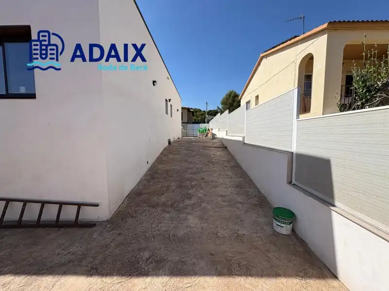 Jardín de Casa o chalet en venta en Roda de Berà con Calefacción, Terraza y Piscina